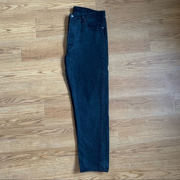 Vintage Levi’s 501 Straight Leg Button Fly Made In Canada - Picture 4 of 16